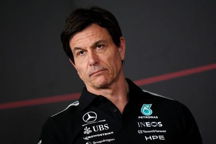 Toto Wolff, Mercedes F1 Takım Patronu, mercedes motoru tartışması