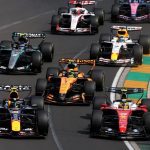 Red Bull F1 aracı, Mercedes'e göre hız farkı yaşadığını gösteriyor