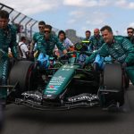 Aston Martin Honda F1 aracı pistte, Avustralya GP'ye hazırlanıyor