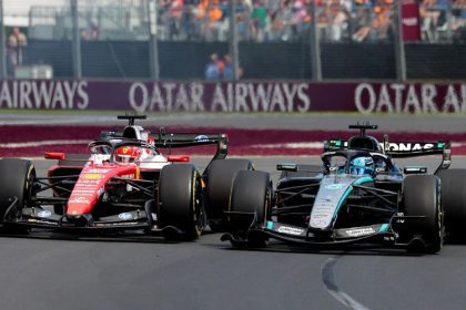 Charles Leclerc ve George Russell Avustralya'da mücadele ederken