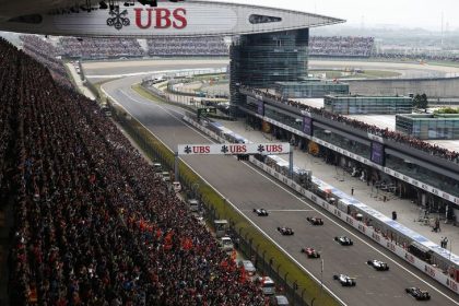 F1 Çin GP 2026 start anı, pilotlar ve araçlar
