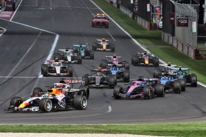 Avustralya GP'de yaşanan F1 start kaosu anı, 125 karakter max