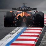 Oscar Piastri Mercedes farkı hakkında konuşuyor - Çin GP 2026 görüntüsü