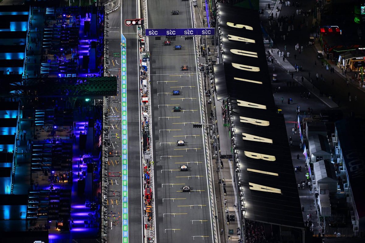 Bahreyn ve Suudi Arabistan yarışları iptal: F1 takviminde büyük değişim