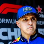 Isack Hadjar Kimi Antonelli özrü gerginliği Şanghay sprint yarışında.