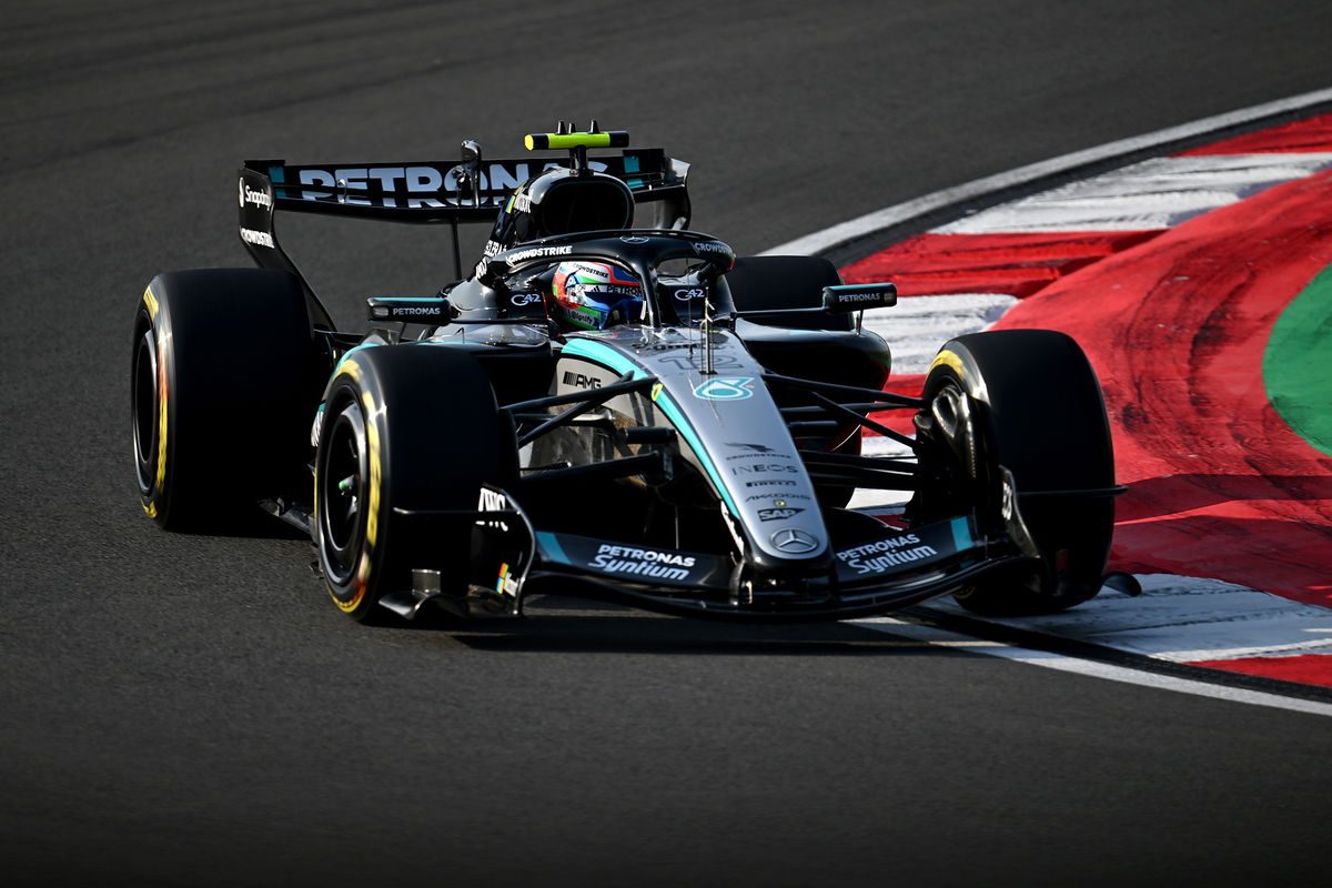 F1 Çin GP Canlı: Antonelli pole pozisyonunda start alıyor!