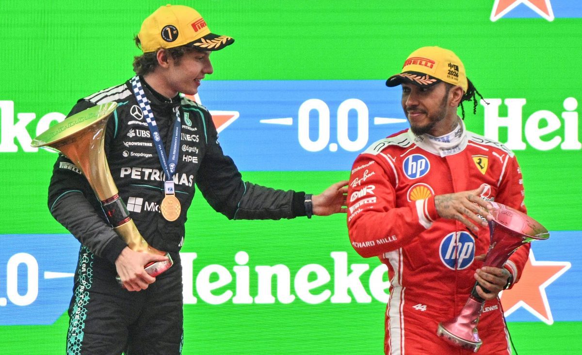 Kimi Antonelli Mercedes ile pistte zafer kazanıyor, F1 heyecanı!