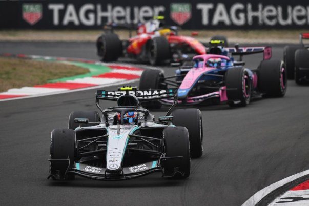 F1 2026 kuralları için bekleme kararı alındı, padokta heyecan dorukta!