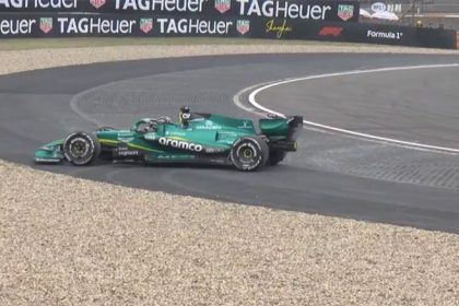 Aston Martin çifte terk: Çin GP’sinde Lance Stroll’un yarış dışı kalma anı.