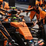 McLaren Çin GP’si yarışında yaşanan teknik sorunlar, şampiyonluk umutlarını zedeliyor.