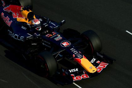 Max Verstappen ve 2026 kuralları tartışması: Red Bull aracında Verstappen.