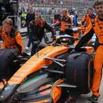 McLaren Çin GP'sinde neden start alamadı: Oscar Piastri pit alanında, 2026 Çin GP görüntüsü