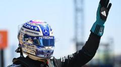 George Russell Çin GP Sprint Yarışını kazanırken Mercedes ile zafer anı.