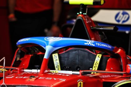 F1 Halo Sistemi ile donatılmış bir Formula 1 aracı, güvenlik devrimi.