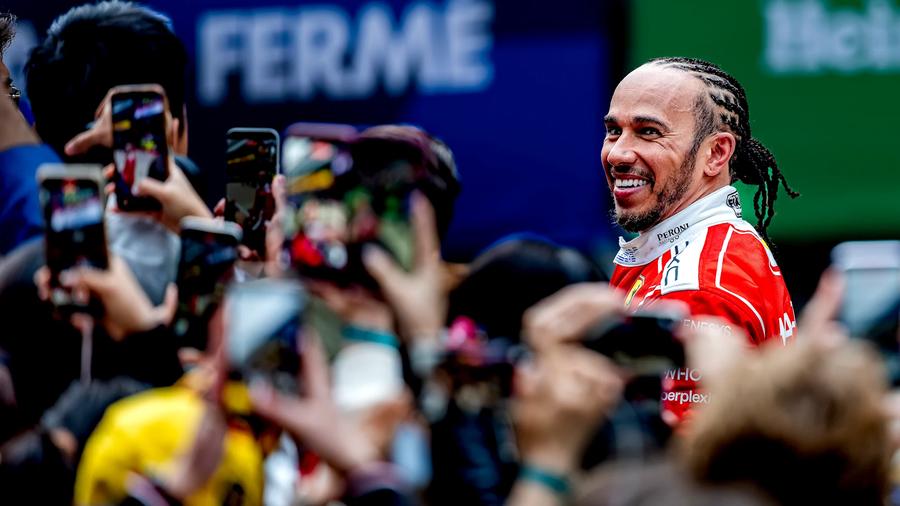 Lewis Hamilton 2026’da nasıl yeniden doğdu: Ferrari ile pistte dönüş anı