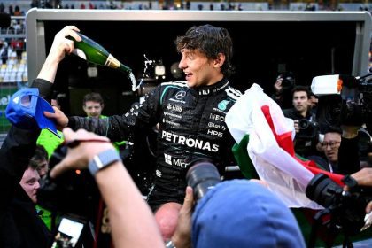 Kimi Antonelli şampiyonluk baskısı tartışmalarıyla Çin Grand Prix zaferinde!