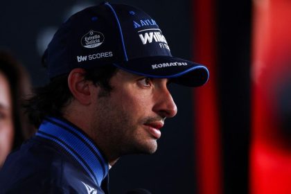 Carlos Sainz ve F1 yeni dönem eleştirisi: 2026 kuralları tartışılıyor.