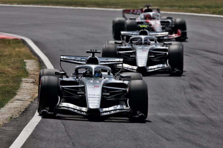 F1 2026 Kuralları tartışmaları FIA toplantılarında, Formula 1 padok görüntüsü
