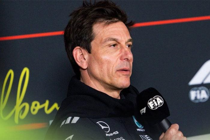 Toto Wolff McLaren hatalarını küçümsedi, Suzuka basın toplantısı görüntüsü