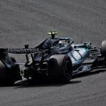 Kimi Antonelli, 2026 Japonya GP sıralama turlarında pole pozisyonunu kazandı.