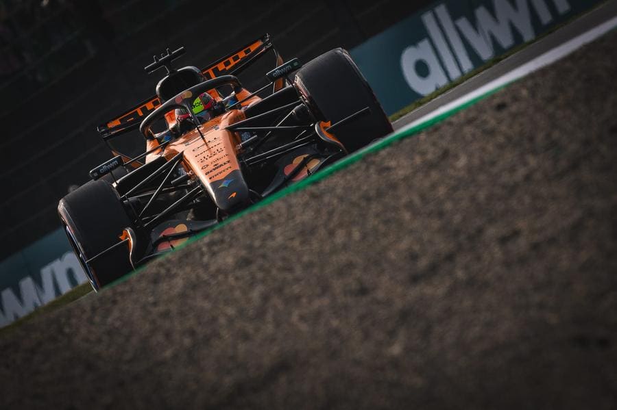 Japonya GP: F1 araçları Suzuka pistinde aksiyon halinde, yarıştan önemli anlar