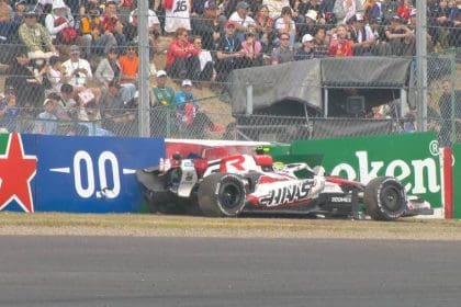 Suzuka'da yaşanan Oliver Bearman Kazası sonrası hasar gören araç