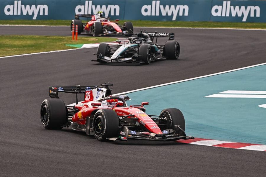 Charles Leclerc, F1 2026 Araçları test sürüşünde