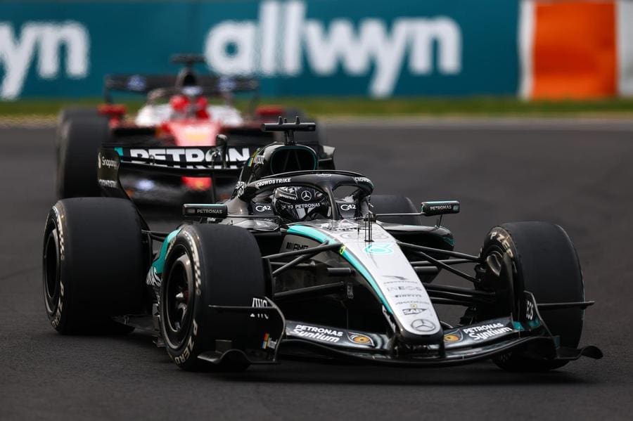 Mercedes F1 aracı ve tartışılan motor hilesi detayı