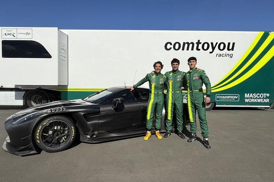 Lance Stroll, GT World Challenge için Aston Martin aracıyla pistte