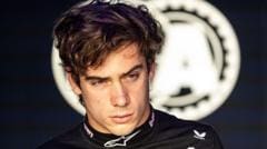 Franco Colapinto, Alpine F1 aracıyla pistte, heyecan dolu bir yarış anı