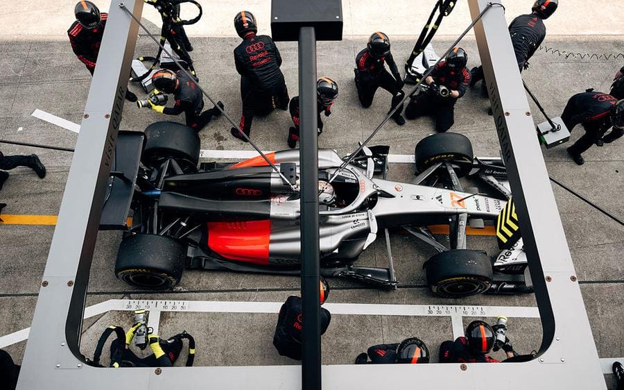 F1 araç ağırlığı, takımların güç dengesini gösteriyor.