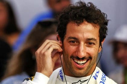 Daniel Ricciardo'nun F1'den ayrılışı sonrası yüzündeki şaşkın ifade.