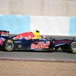 Sebastian Vettel'in şampiyon aracı Red Bull RB7 pistlere geri dönüyor, 125 karakter max