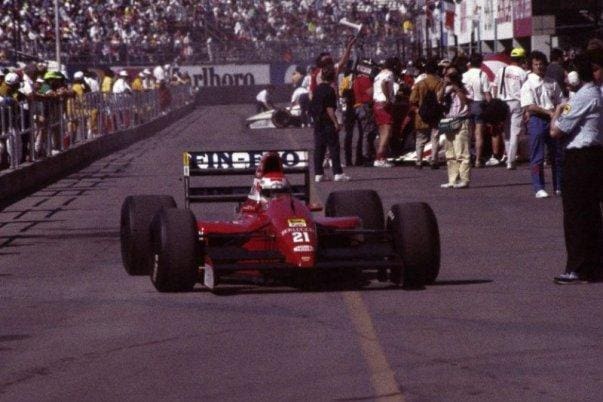 Formula 1'de Uzun Ara nedeniyle pistler boş kaldı. Takımlar hazırlıklarına devam ediyor.