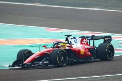 Ferrari F1 aracı Fiorano pistinde test sürüşünde