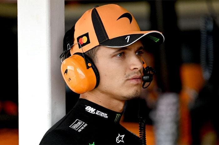 Lando Norris, F1 2026 sezonu öncesi Avustralya'da serbest antrenman turlarında.