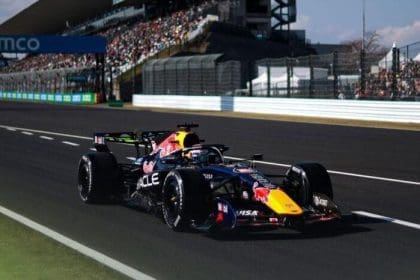 Max Verstappen Japonya GP'sinde, Red Bull'da teknik değişim tartışmaları sürüyor.