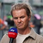 Nico Rosberg, F1 2026 regülasyonları hakkında açıklama yapıyor, padok görüntüsü