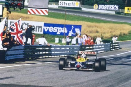 Nigel Mansell, 1980'ler F1 canavarları Williams aracıyla yarışırken.