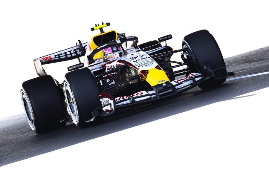 Racing Bulls F1 aracı Miami pistinde, yeni güncellemelerle yarışa hazırlanıyor.