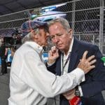 Martin Brundle Sky Sports F1 Geleceği hakkında açıklama yapıyor, padoktan görüntü