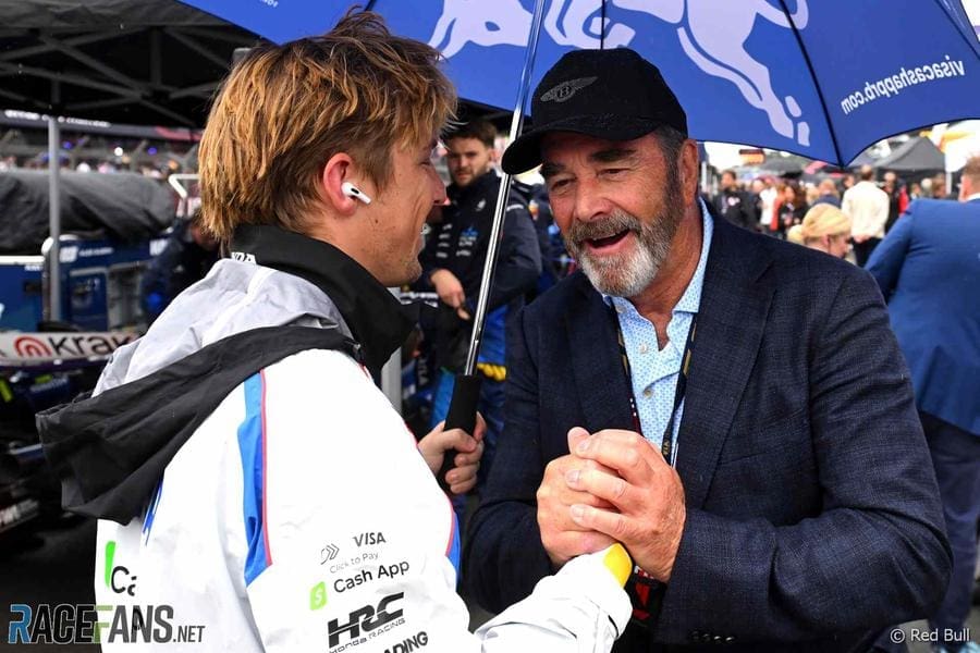 Max Verstappen ve Lando Norris F1 Eleştirileri Haklı mı tartışması içinde, 125 karakter max