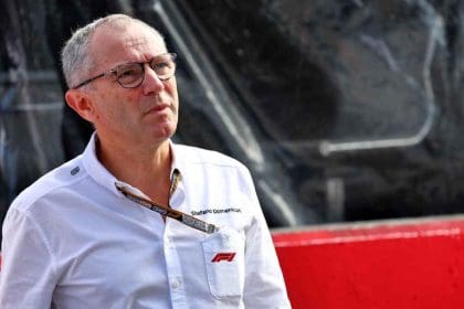 F1 CEO'su Domenicali pistte, F1'de Saygı Dersi veriyor, 120 karakter