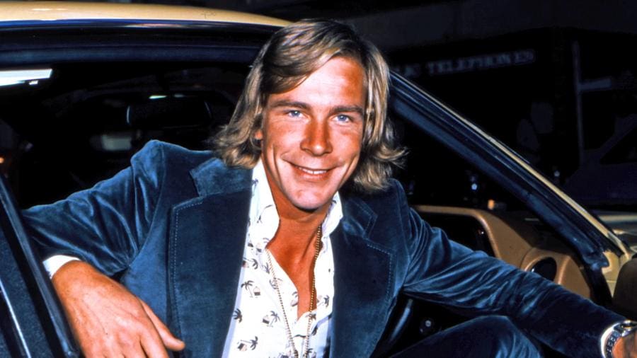 James Hunt, 1976 Dünya Şampiyonu, ikonik stiliyle Formula 1 tarihine damga vurdu.