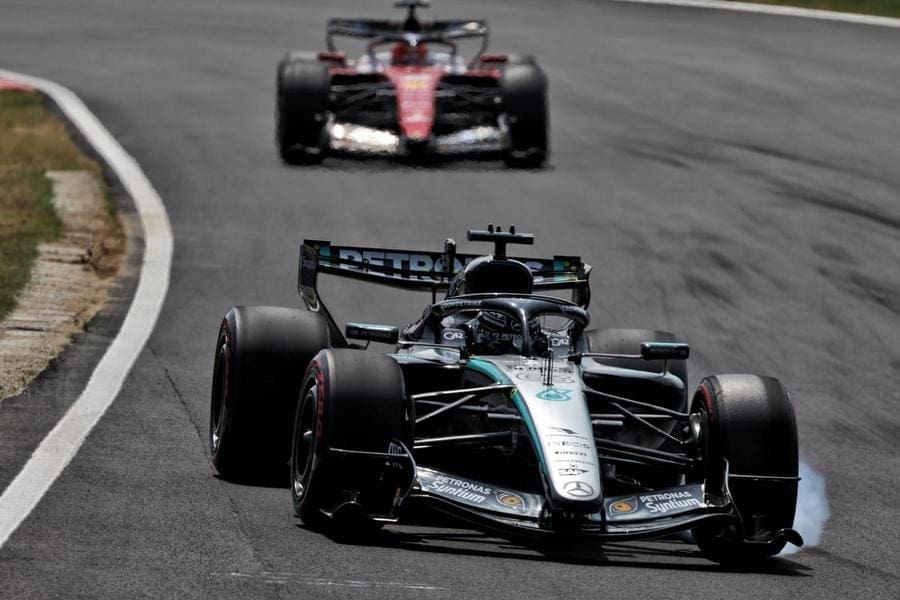 George Russell F1 2026 kuralları hakkında konuşuyor, pilotların istekleri gündemde.