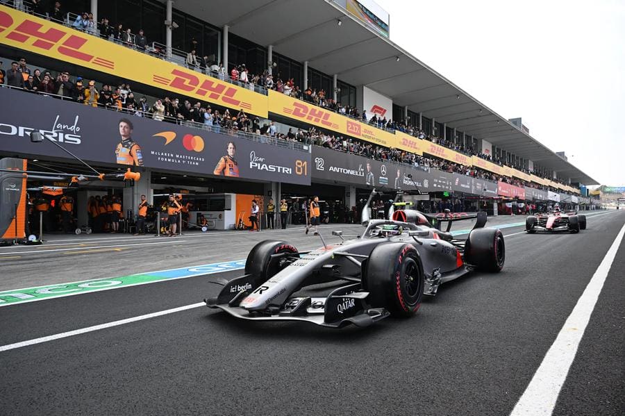 Audi'nin F1 aracı pistte, Audi Takım Savaşı kızışıyor! (125 karakter)