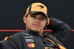 Lando Norris, McLaren aracıyla pistte, F1'in derdini anlatıyor