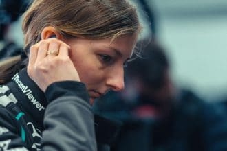 Doriane Pin, Mercedes F1 aracıyla Silverstone'da tarihi bir test sürüşü gerçekleştirdi.