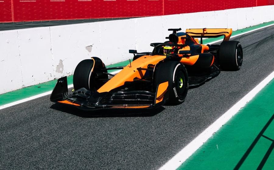 McLaren'in Yeni Süperstar Pilot arayışı, geleceğin F1 yıldızlarını bulmayı hedefliyor.