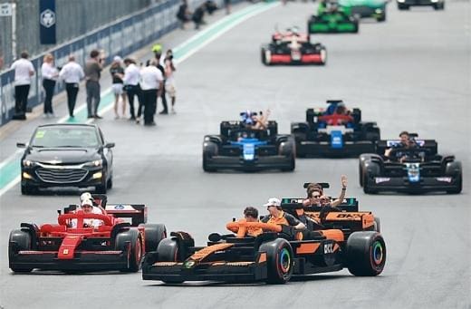 F1 Sirki Miami'ye hazırlanıyor, araçlar pistlere çıkmak için sabırsızlanıyor!